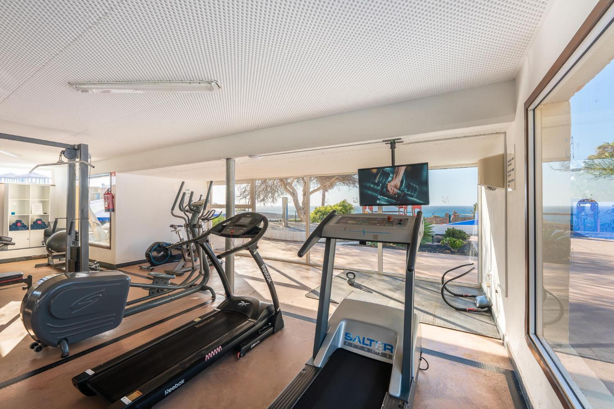 Hotel Livvo Risco Del Gato Suites Κόστα Κάλμα Εξωτερικό φωτογραφία